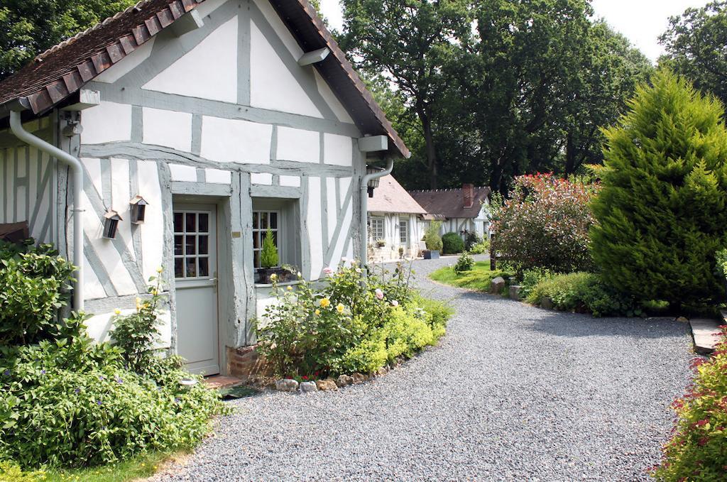 Domaine Du Vertbois La Haye-du-Theil Exterior foto